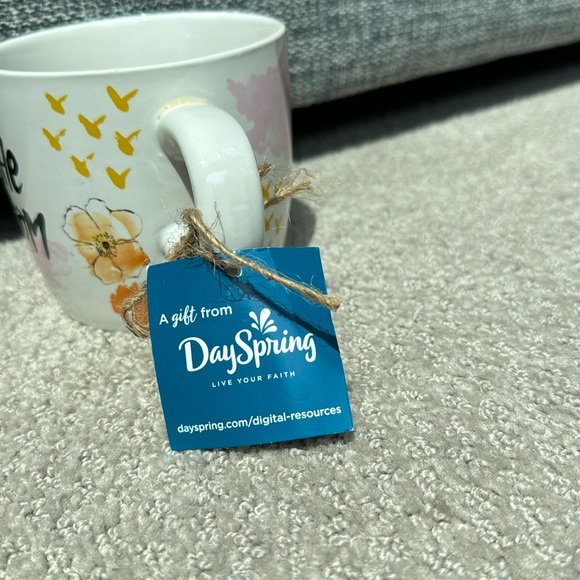 🌸 Free Mug with Any Bundle! 🌸 - Picture 4 of 4